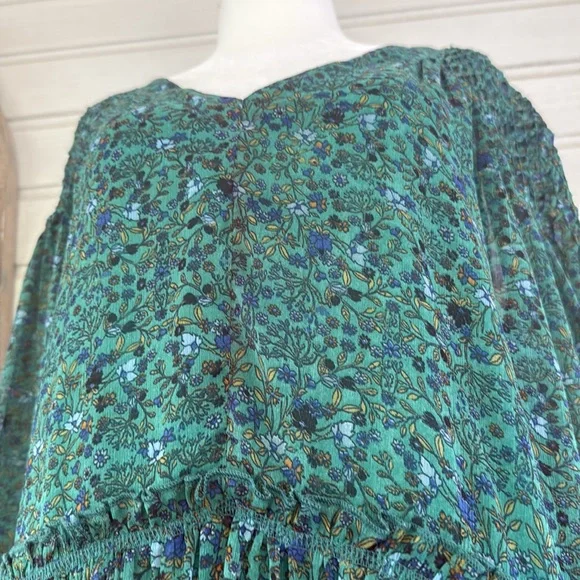 Free People Smocked Shoulder Midi Dress Green Floral Tiered Long Sleeve NWT - Picture 9 of 15